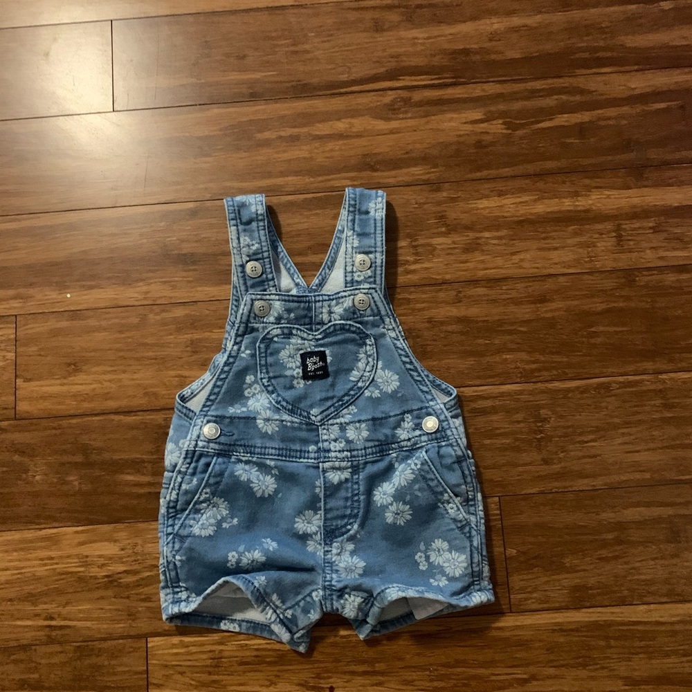 Oshkosh B’gosh flower shorts overalls